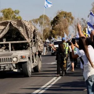 মুক্তি পেয়ে ইসরায়েলে ফিরলেন প্রথম ৭ জিম্মি : আইডিএফ