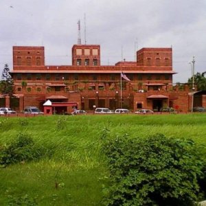 মার্কিন দূতাবাসসহ কূটনৈতিক এলাকার নিরাপত্তা জোরদার 