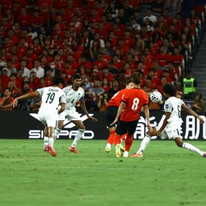 ১০ জনের হংকংয়ের সঙ্গে বাংলাদেশের ড্র  