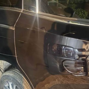 ভ্রাম্যমাণ আদালতের অভিযানের সময় ম্যাজিস্ট্রেটের গাড়ি ভাঙচুর, একজন গ্রেফতার