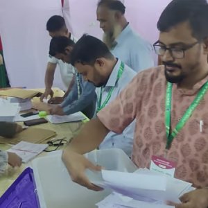 চাকসু নির্বাচনের এক হলের ফল ঘোষণা, শীর্ষ দুই পদে এগিয়ে ছাত্রদলের প্রার্থীরা
