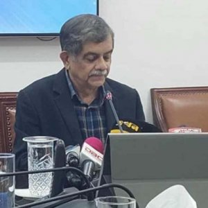 সাত কলেজ নিয়ে গুজব ছড়ানো হচ্ছে: শিক্ষা উপদেষ্টা