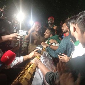 রবিবার জেলা পর্যায়ে মহাসড়ক অবরোধের ঘোষণা ‘জুলাইযোদ্ধাদের’