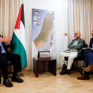 গাজার নিরাপত্তা নিয়ন্ত্রণ ছাড়তে চায় না হামাস