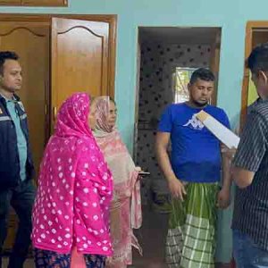 ডুপ্লেক্স বাড়িতে ঢুকে ৭৩ ভরি স্বর্ণ লুট