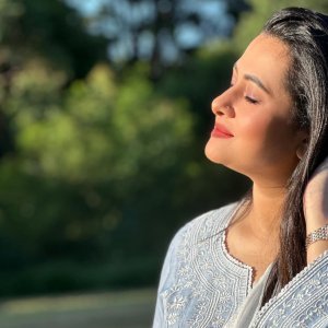 ‘নিঃসঙ্গতা অনেক বেশি শান্ত, নিরাপদ এবং মর্যাদাপূর্ণ’