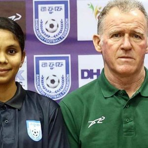 থাইল্যান্ডে লড়াকু পারফরম্যান্স চান বাংলাদেশের কোচ 