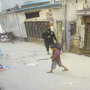 মিরপুরে অস্ত্র ঠেকিয়ে ফ্ল্যাটে ১০০ ভরি স্বর্ণ ও ৩২ লাখ টাকা লুটের অভিযোগ