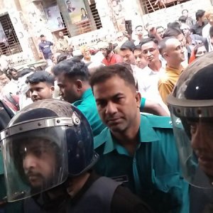 তৌহিদ আফ্রিদি ও তার বাবাসহ নতুন মামলায় গ্রেফতার ৪