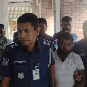 বিইউপি ছাত্রীকে ধর্ষণ: প্রধান আসামি সোহেল রিমান্ডে