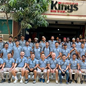 ৭ বিদেশি নিয়ে কুয়েতে যাচ্ছে কিংস