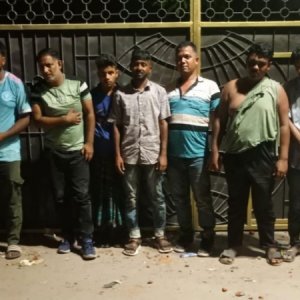 ফুটবল ম্যাচকে কেন্দ্র করে দুই হাজার মানুষের সংঘর্ষ, গ্রেফতার ৭