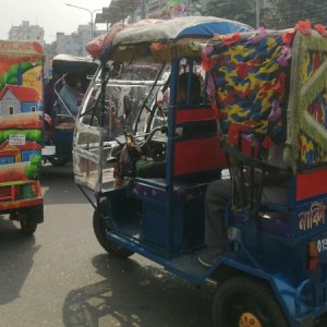 সড়কে ব্যাটারিচালিত অটোরিকশার দৌরাত্ম্য শেষ হবে কবে?