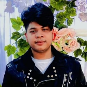 মোহাম্মদপুরে জেনেভা ক্যাম্পে দুই পক্ষের মারামারি, ‘ককটেল’ বিস্ফোরণে তরুণ নিহত