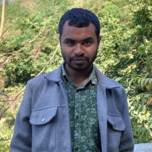 চাকসুর নবনির্বাচিত এক সদস্যের স্ট্যাটাস ঘিরে বিতর্ক, শপথ বর্জনের হুমকি