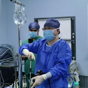 মেরুদণ্ডে অস্ত্রোপচারে চীনের নতুন প্রযুক্তি