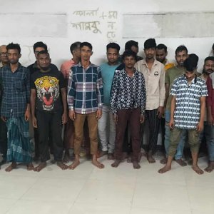 মোহাম্মদপুরে যৌথ অভিযানে গ্রেফতার ৩১