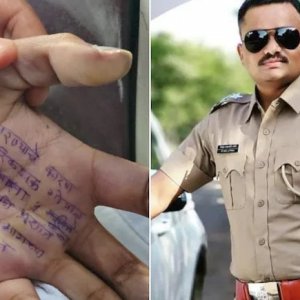 ‘পুলিশ কর্মকর্তা ৪বার ধর্ষণ করেছে,’ হাতের তালুতে সুইসাইড নোট লিখে নারী চিকিৎসকের আত্মহত্যা