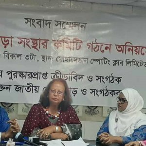 ‘ক্রীড়াঙ্গনে ক্রীড়াবিদ ও সংগঠকরা থাকবে সেখানে আইনজীবী, অধ্যাপক কেন?’