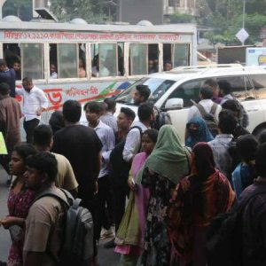 রাজধানীতে যানজট-ভোগান্তি