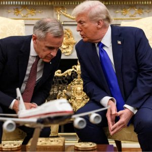 কানাডার ওপর আরও ১০ শতাংশ শুল্ক বাড়ানোর ঘোষণা ট্রাম্পের