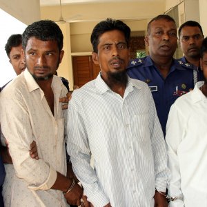 বরিশালে গৃহবধূকে সংঘবদ্ধ ধর্ষণ, ৪ জনের মৃত্যুদণ্ড