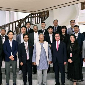 এক লাখ কর্মী নিয়োগ বিষয়ে প্রধান উপদেষ্টার সঙ্গে জাপানের প্রতিনিধি দলের সাক্ষাৎ