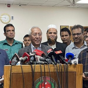 সারা দেশে ভোটকেন্দ্র হবে ৪২ হাজার ৭৬১টি