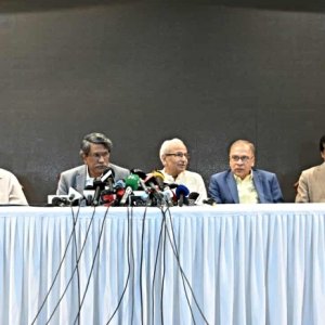 জুলাই সনদ বাস্তবায়নে অস্পষ্টতা রয়েই গেলো, নতুন বিশ্লেষণ দলগুলোর