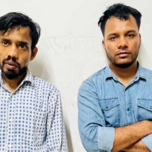 রাজধানীতে আ.লীগের ঝটিকা মিছিল, গ্রেফতার ২