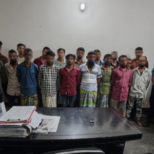 রাজধানীর দারুস সালাম থেকে ১৮ জন গ্রেফতার