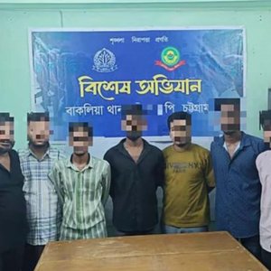 ব্যানার ছেঁড়ায় ছাত্রদল কর্মীকে গুলি করে হত্যা, যুবদলের ৮ কর্মী গ্রেফতার