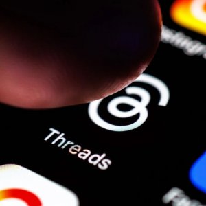 থ্রেডসে ২৪ ঘণ্টা পর অদৃশ্য হয়ে যাবে পোস্ট: ‘ঘোস্ট পোস্ট’ করার ৩টি সহজ উপায়