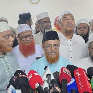 নভেম্বরে গণভোট বহাল রাখার দাবি