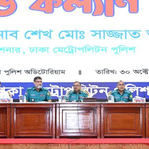 নির্বাচনে পুলিশকে শতভাগ নিরপেক্ষ থাকতে হবে: ডিএমপি কমিশনার