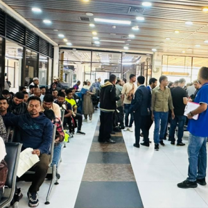 লিবিয়া থেকে ফিরলেন ৩১০ বাংলাদেশি