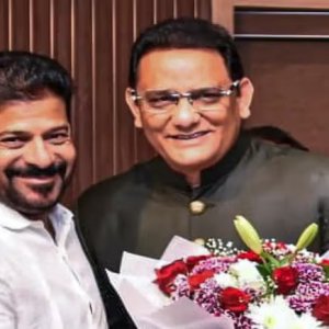 মন্ত্রী হিসেবে নতুন ইনিংস শুরু করলেন আজহারউদ্দিন