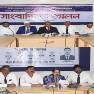 বিএনপিপন্থি অ্যাডহক কমিটি বিনাভোটে ক্ষমতায় থাকতে চায়: খুলনা বারের আইনজীবীরা