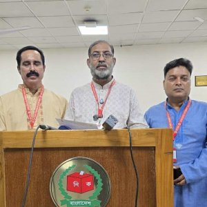 জোটগত ভোটের ক্ষেত্রে দলীয় প্রতীক ব্যবহারের সুযোগ রাখার দাবি