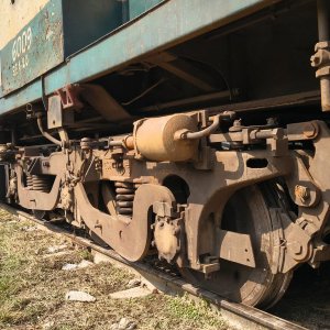 গোয়ালন্দে শাটল ট্রেনের ইঞ্জিন লাইনচ্যুত