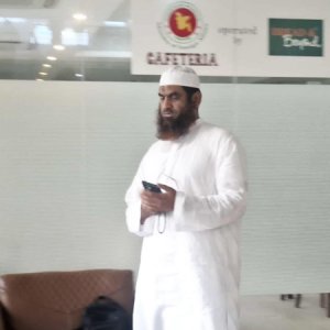 হঠাৎ পররাষ্ট্র মন্ত্রণালয়ে মামুনুল হক