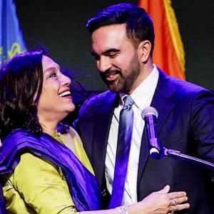 মেয়র মামদানির মা, কে এই নির্মাতা মীরা?