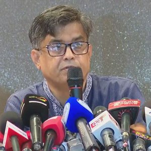 শেখ হাসিনা ঢাকার ‘বড় কসাই’, কী নির্দেশ দিচ্ছে আমরা মনিটর করছি: প্রেস সচিব