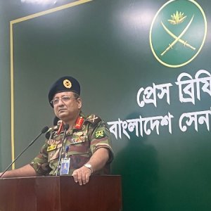 নির্বাচনের পর ব্যারাকে ফিরতে চায় সেনাবাহিনী