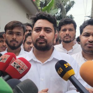 সংস্কারের দাবিগুলোর সঙ্গে সংহতি প্রকাশ করলে জোটের বিষয়ে বিবেচনা করবো: এনসিপি আহ্বায়ক