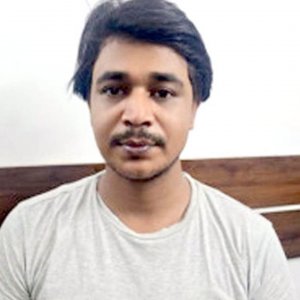 বিএনপি প্রার্থীর জনসংযোগে গুলিতে ‘শীর্ষ সন্ত্রাসী’ সরোয়ার নিহত