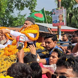 মনোনয়নের পরে প্রচারণায় ব্যস্ত প্রার্থীরা, চাঁদপুরে নির্বাচনি আমেজ