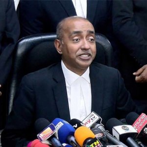 পদে থেকেও নির্বাচন করা যায়: অ্যাটর্নি জেনারেল