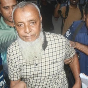 জমি দখলের সংবাদ করতে যাওয়ায় ৩ সাংবাদিককে মারধর, বিএনপি নেতা কারাগারে