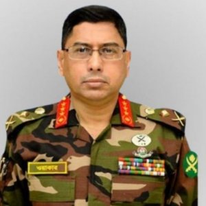 সেনাপ্রধানকে নিয়ে অপপ্রচার, সতর্ক থাকার অনুরোধ